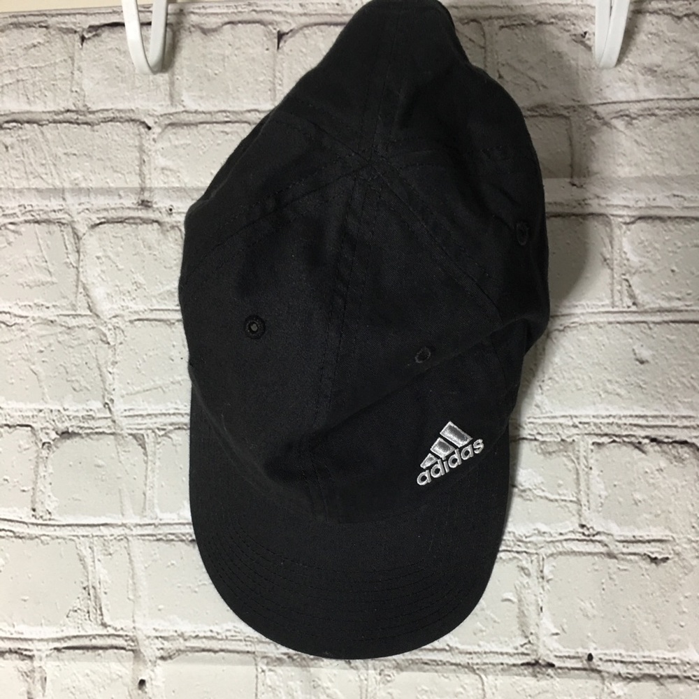 ADIDAS DAD HAT/WORK OUT HAT